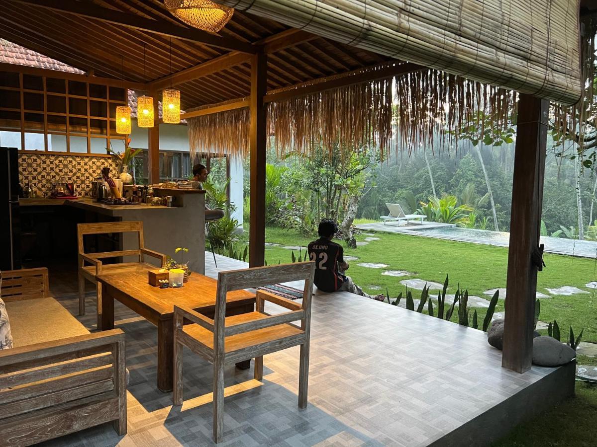 Uma Mupu Retreat Villa กีอันยาร์ ภายนอก รูปภาพ