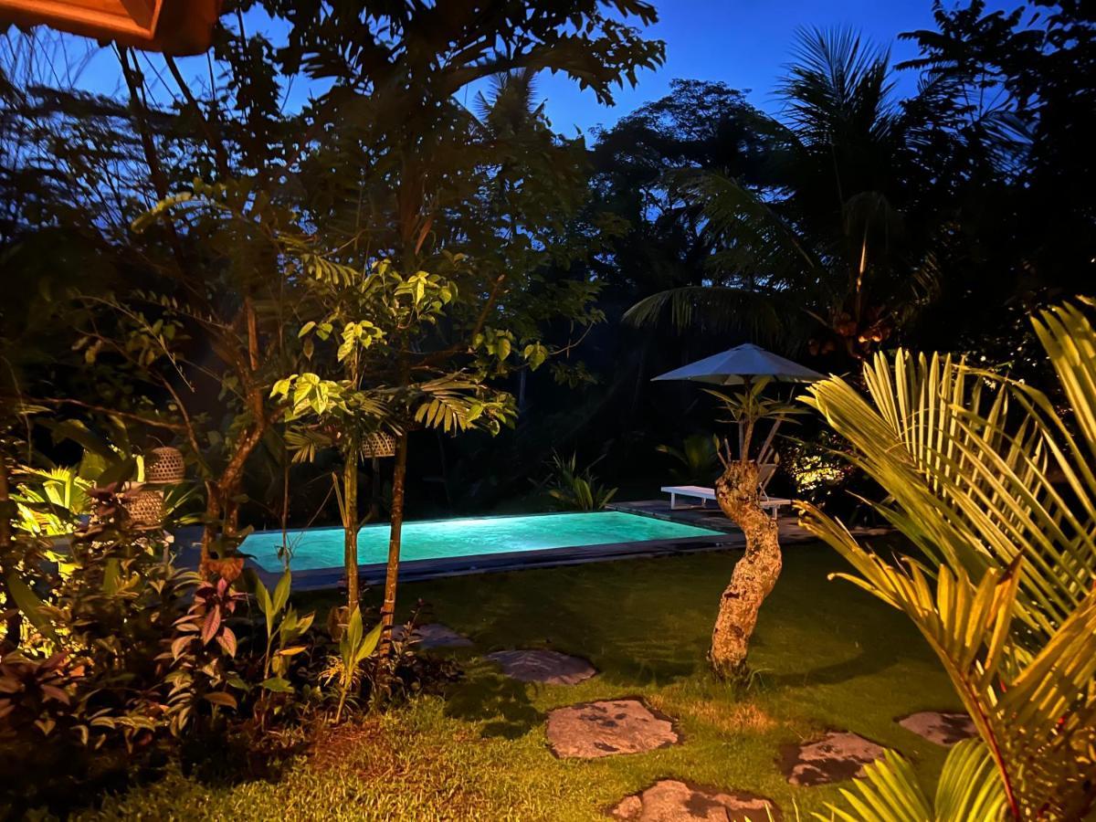 Uma Mupu Retreat Villa กีอันยาร์ ภายนอก รูปภาพ
