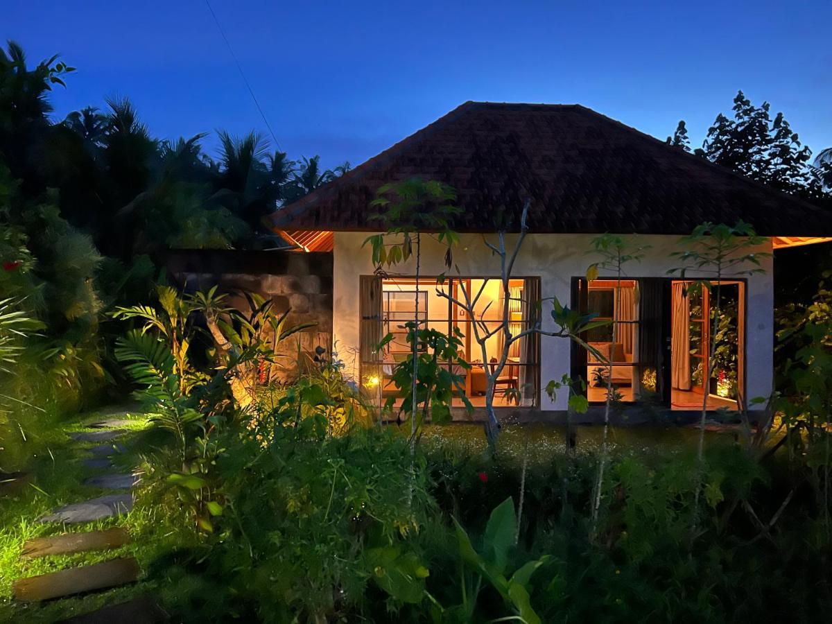 Uma Mupu Retreat Villa กีอันยาร์ ภายนอก รูปภาพ