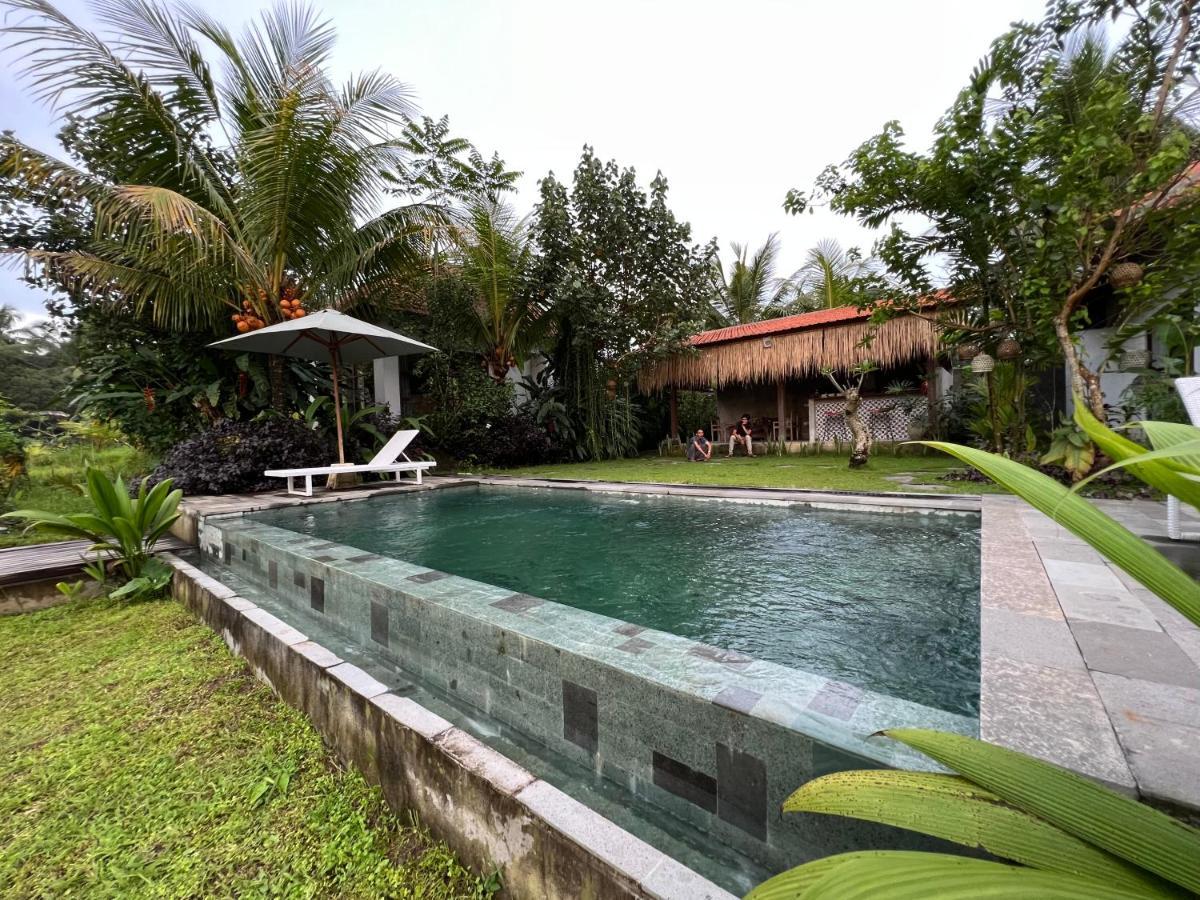 Uma Mupu Retreat Villa กีอันยาร์ ภายนอก รูปภาพ